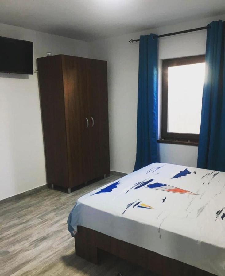 Albdevara Mar Srl Vama Veche Exterior photo